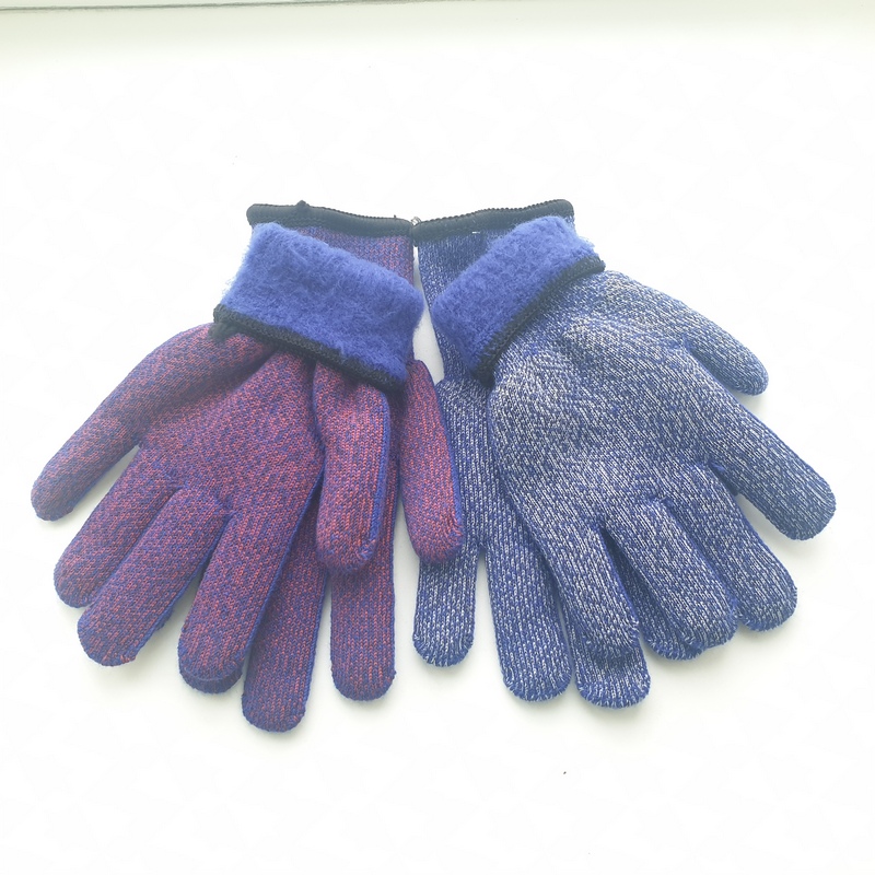 Перчатки Утепленные в ассортименте р8-9 (12шт) (Сиб Сад)