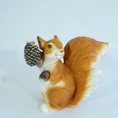 Садовая фигура Белка с большой шишкой (АгроФор)